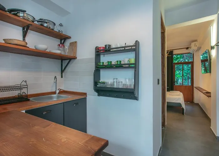 펜션 62 말마리스